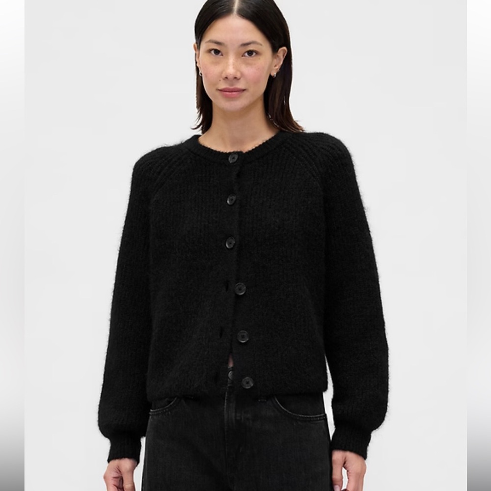 GAP Women's Black Knit Cardigan